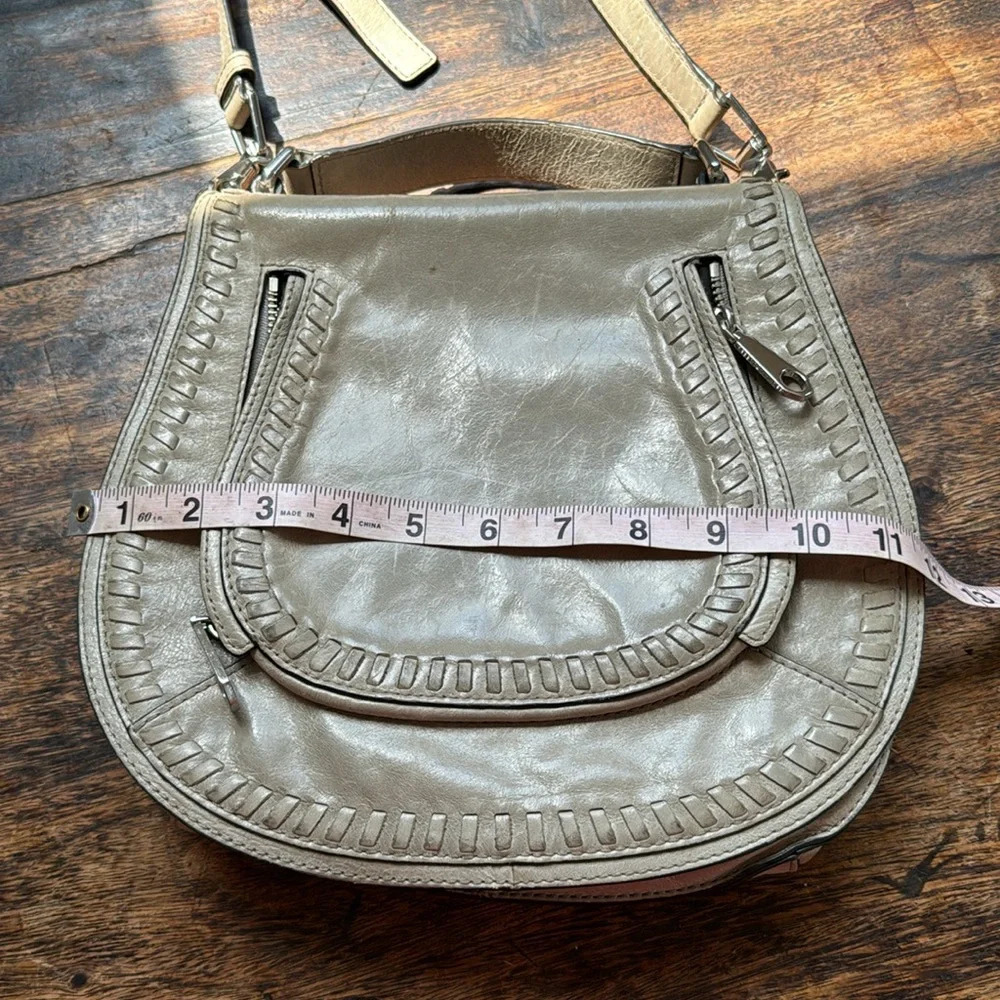 Rebecca Minkoff Vanity Saddle Bag in light Gray - Picture 10 of 12